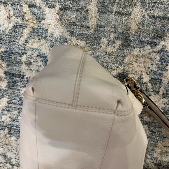Coach purse/ like new - Picture 10 of 10